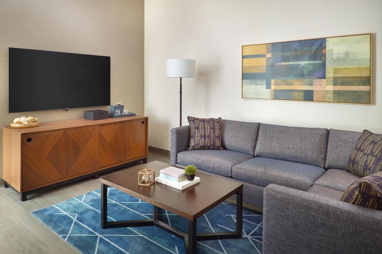 Marriott Downtown Hotel