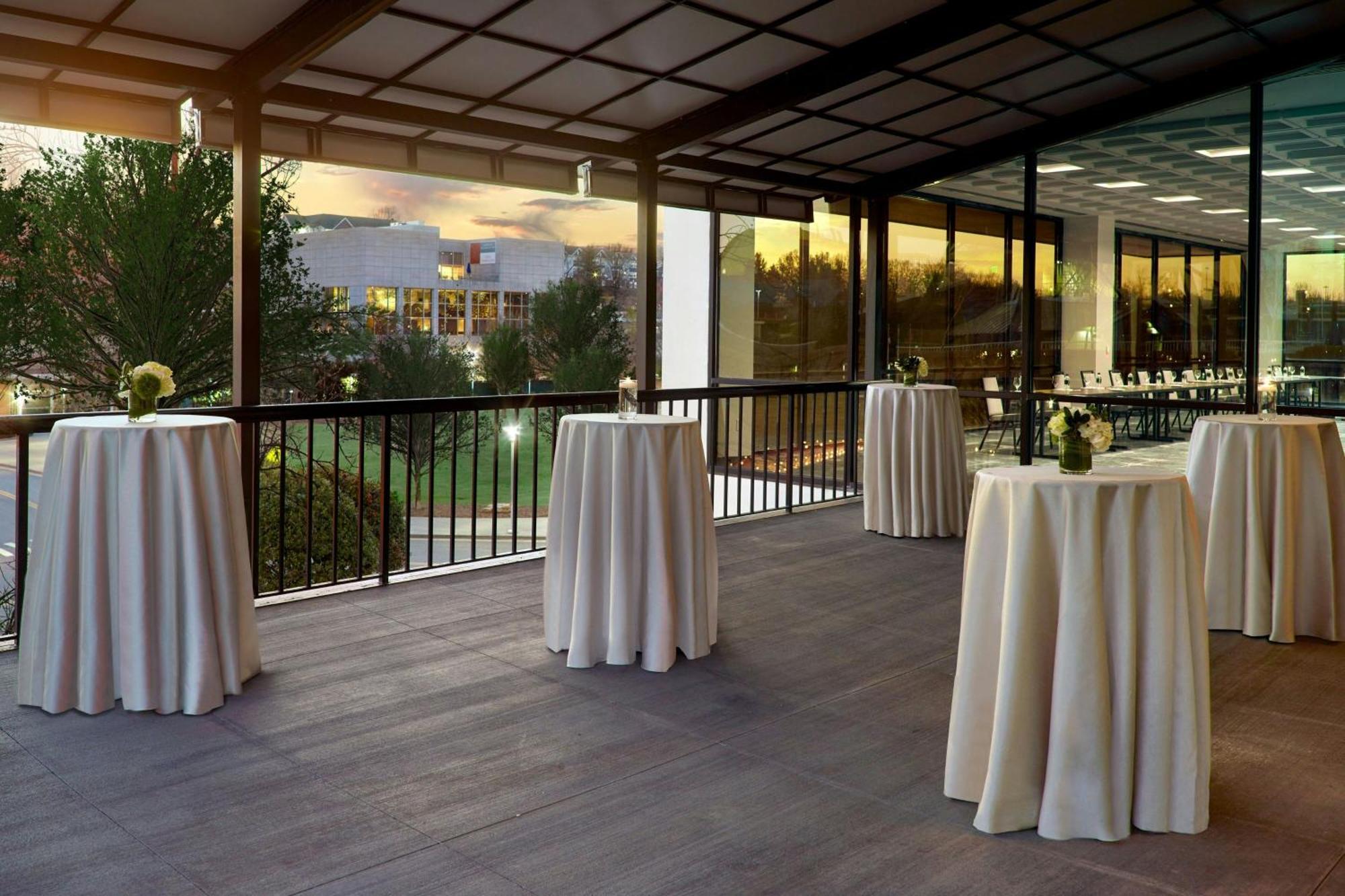 Marriott Downtown Hotel 4*